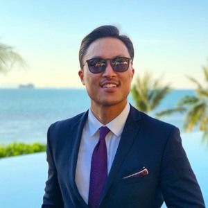 Meet your Posher, Alex